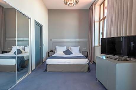 Double Room with Mountain View