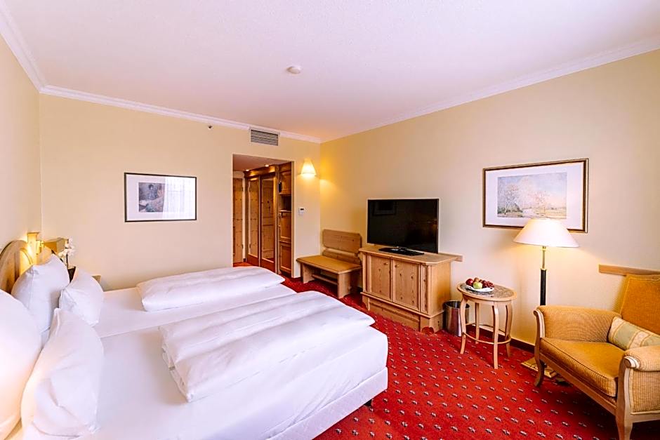 Atomis Hotel Munich Airport by Mercure