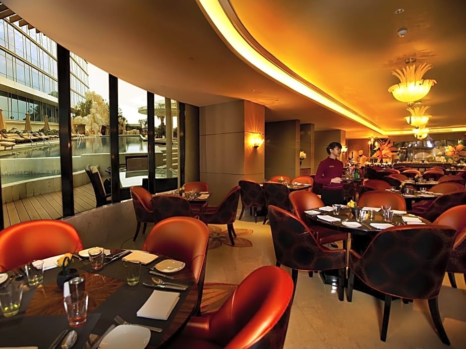 The Trans Luxury Hotel