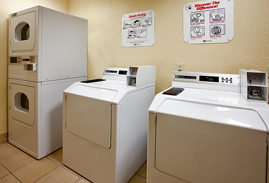 Holiday Inn Hotel & Suites Springfield, an IHG Hotel