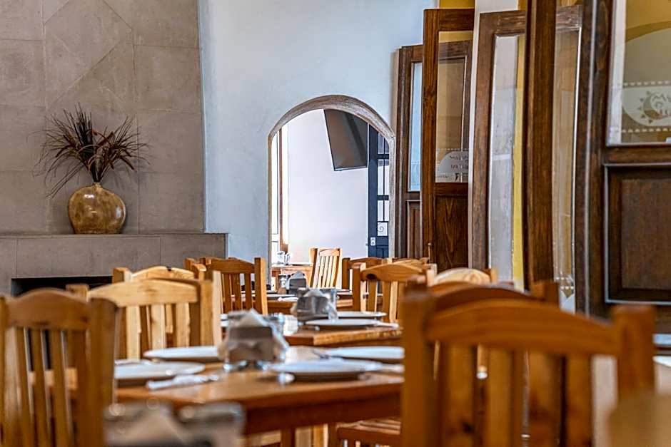 Hotel Meson de Isabel