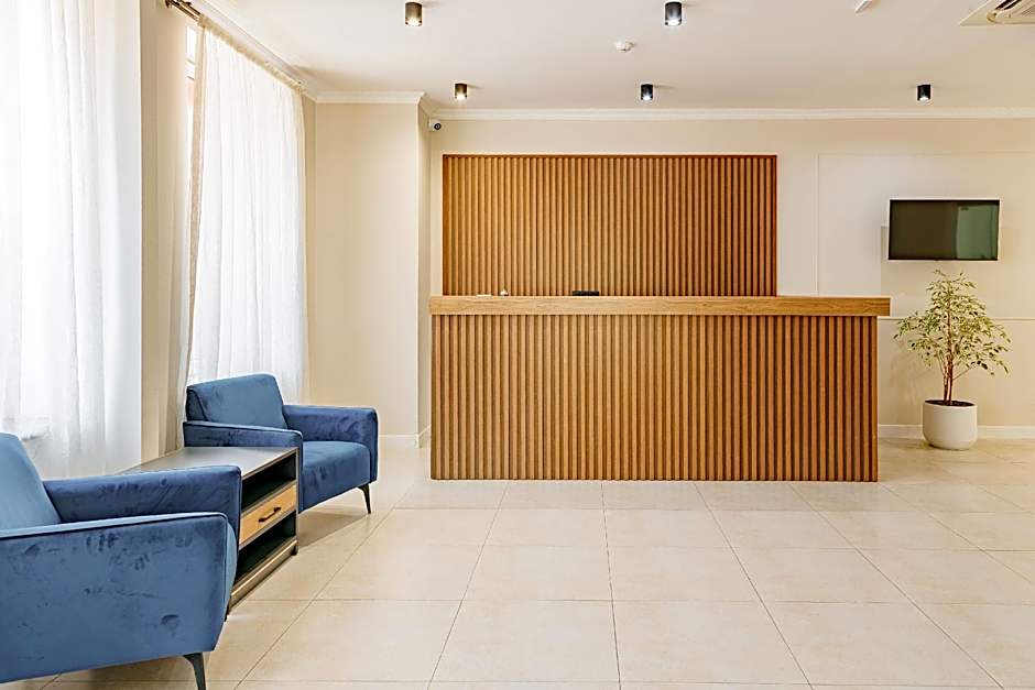 Route Hotel