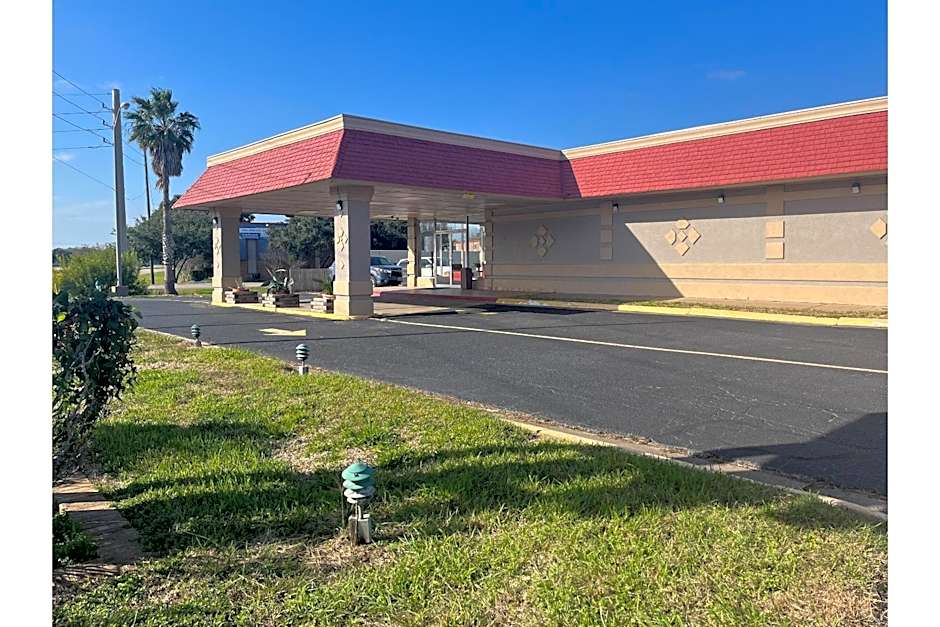 Studio 6 Lake Jackson, TX