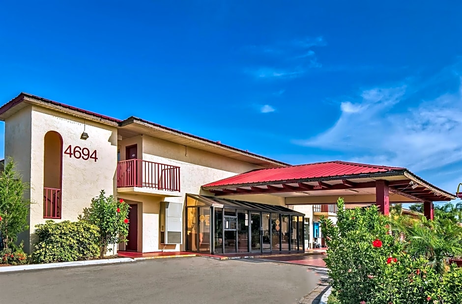 Maingate Florida Hotel Kissimmee Rates From Usd26