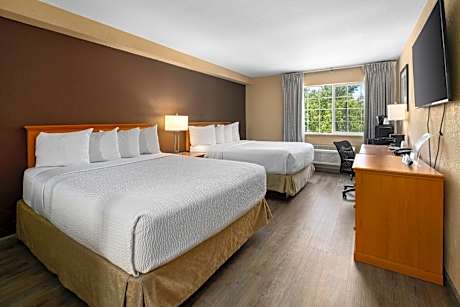 Queen Room with Two Queen Beds - Non-Smoking