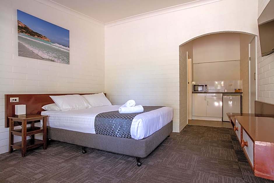 Bayview Motel