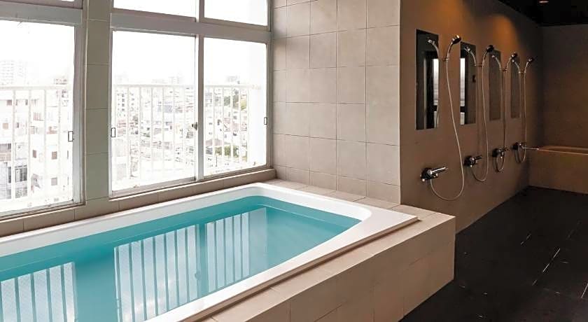 CABIN and HOTEL CONSTANT NAHA