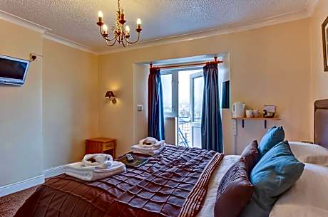 Double Room with Rear View 2nd Floor