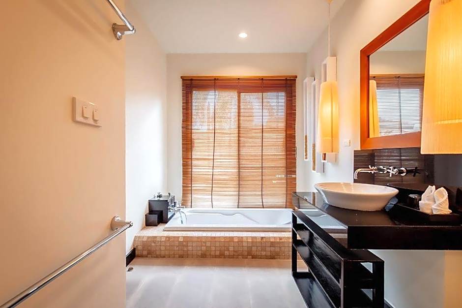 Ivory Pool Villa in Nai Harn