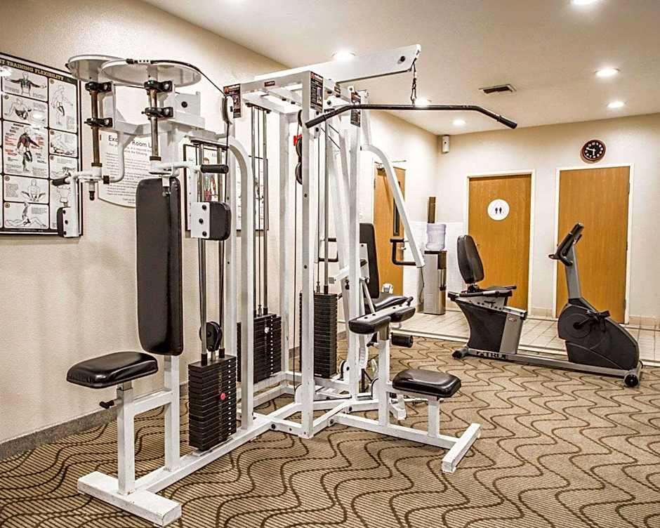 Comfort Inn & Suites Oakland