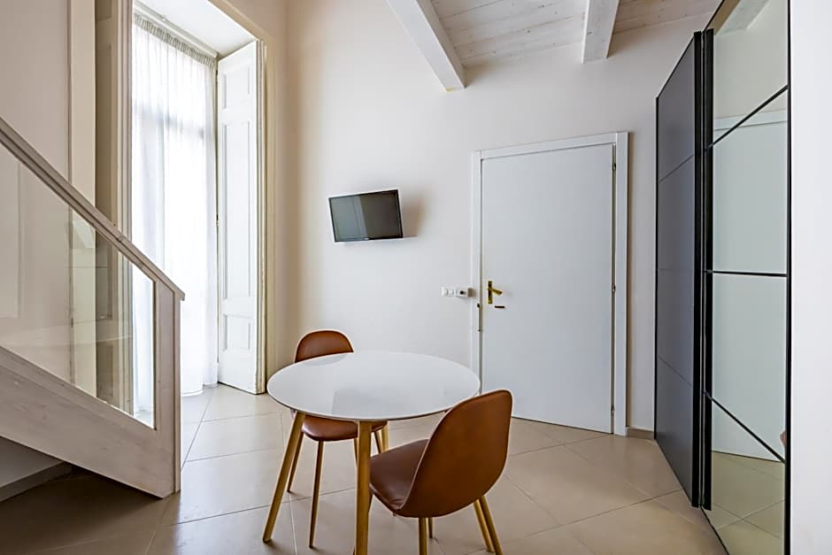 Piano Nobile by Napoliapartments