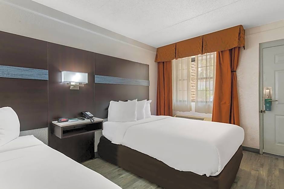 Quality Inn Charlotte Airport