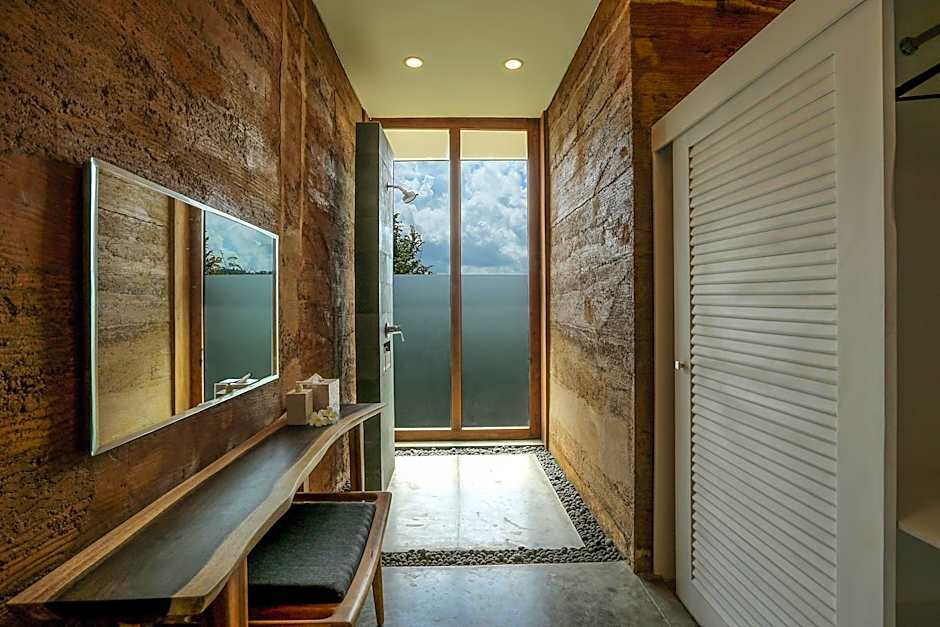 Seven Havens Residence