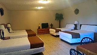 Nola-Goula Inn & Suites