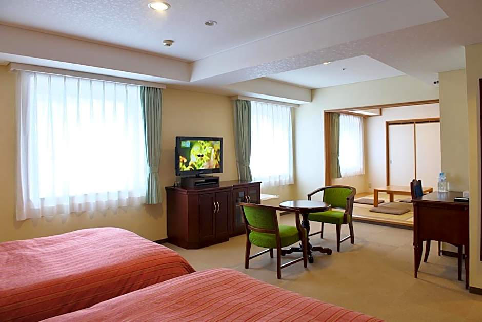 Chitose Station Hotel