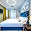 Glimpse Hotel