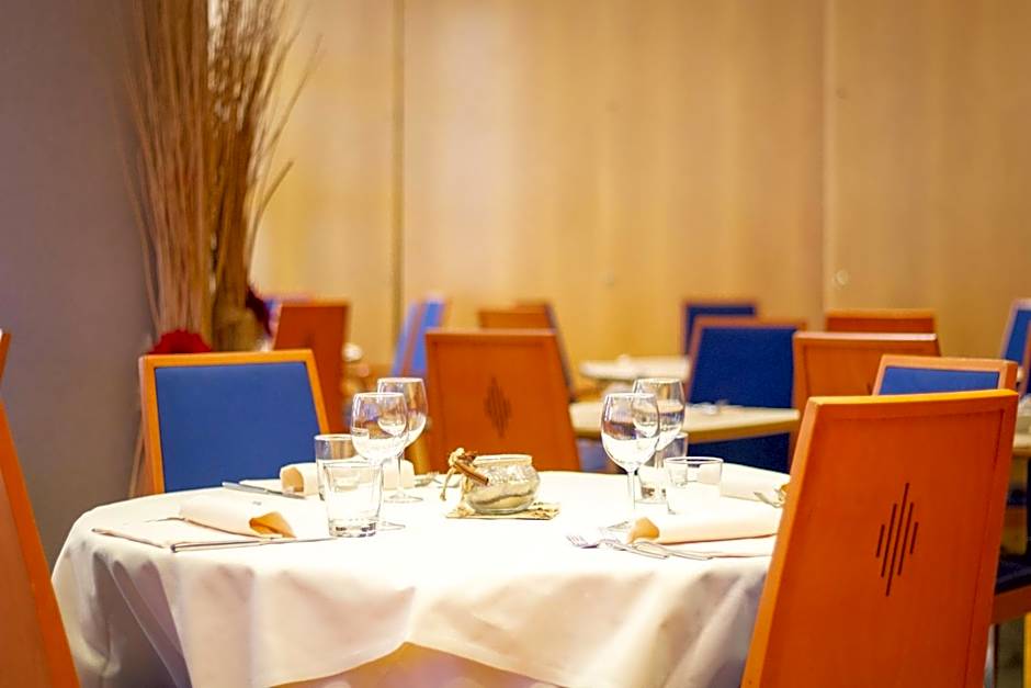 Pacific Hotel Fortino