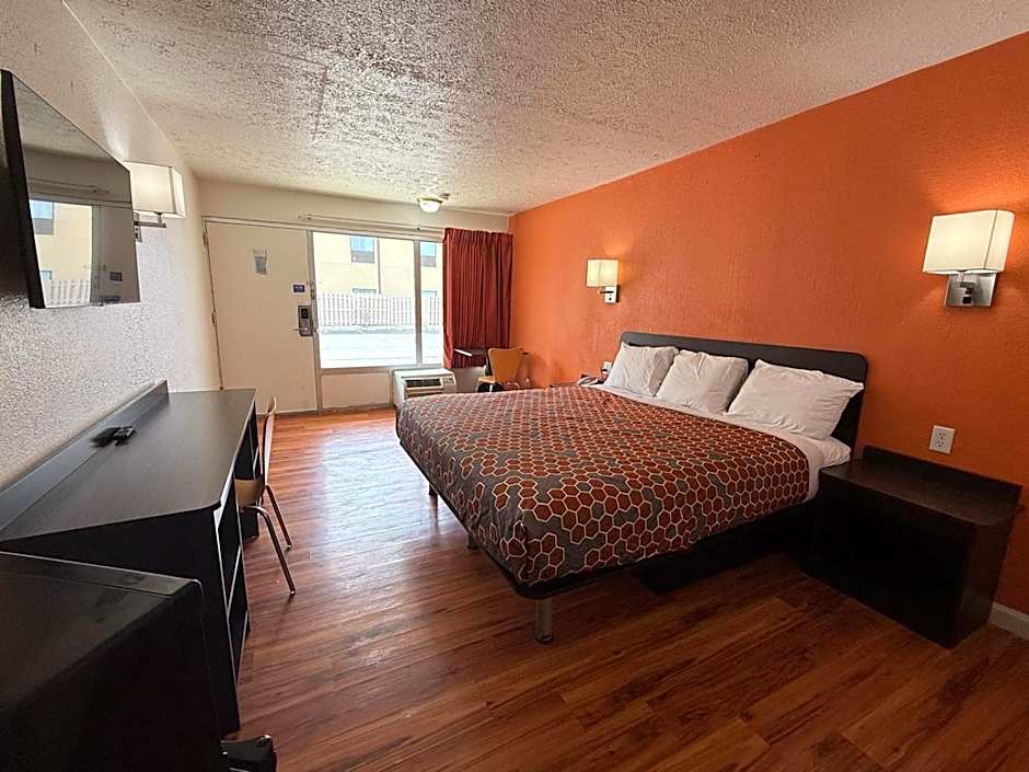 Relax Inn by OYO Columbus OH I 70