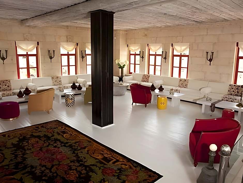 Hezen Cave Hotel