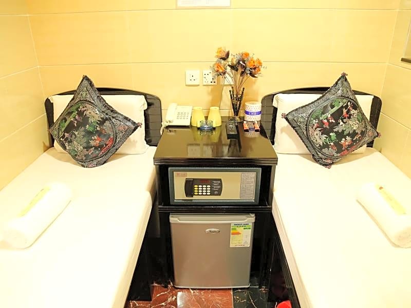 Everest Inn Guest House