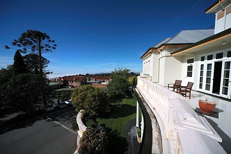Carrington Hotel