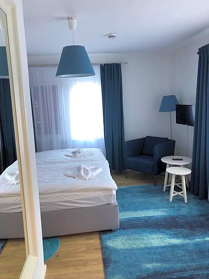 ZUM BAHNHÖFLE Restaurant & Hotel - Albbruck Am Rhein