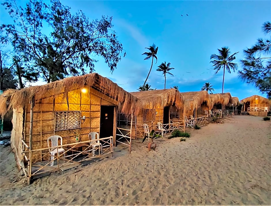 Hadimba Beach Huts