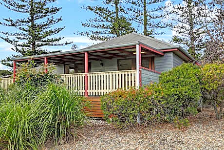 2 Bedroom Moonlit Sands Room