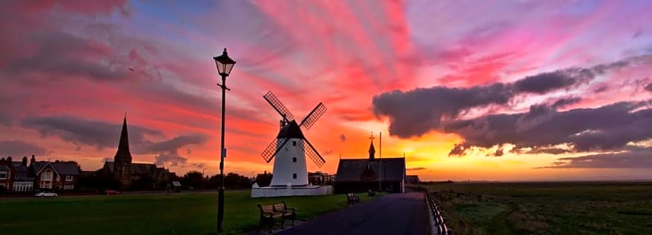 EsJays at Knowles House