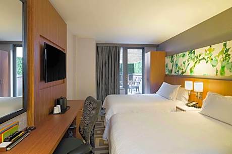 2 DOUBLE BEDS DELUXE-OUTDOOR TERRACE