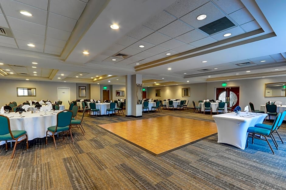 Holiday Inn Express Aberdeen-Chesapeake House