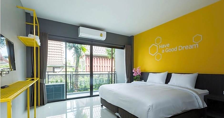 Seven bee boutique hotel (SHA Extra Plus)