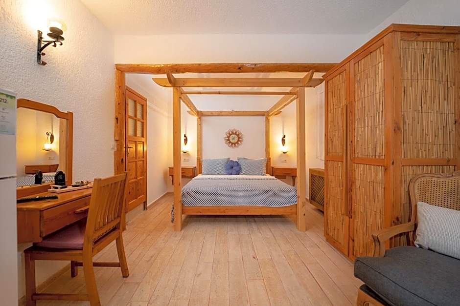 Watermill Hotel