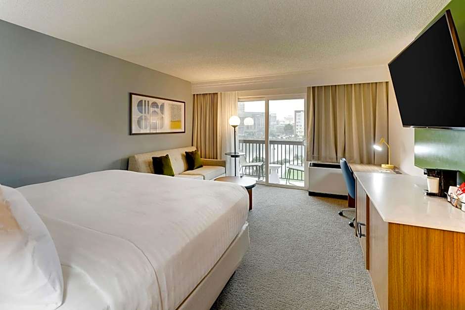 Sonesta Select San Francisco Airport Oyster Point Waterfront