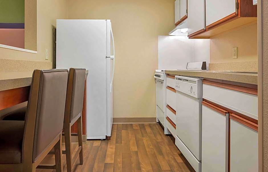 Extended Stay America Suites - Pittsburgh - Airport