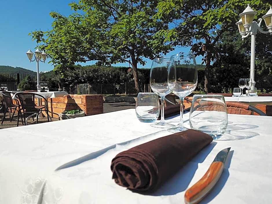 Hotel Restaurant Les Glycines