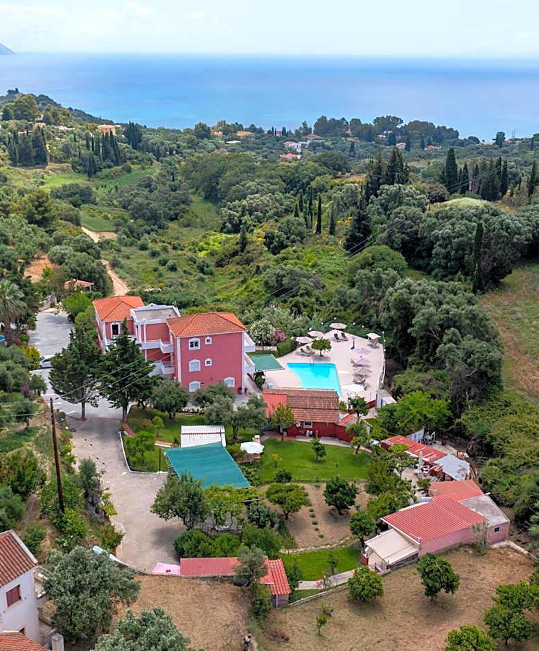 Amazona Apartments and Studios