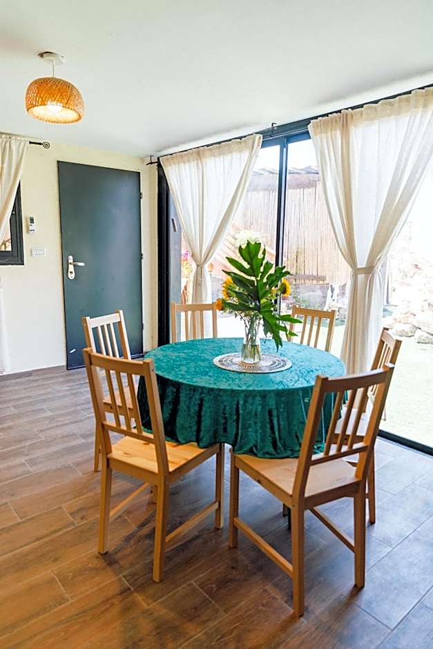 שיח מדבר לינה בנגב Burning Bush Negev