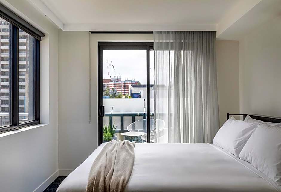 Lancemore Crossley St. Melbourne