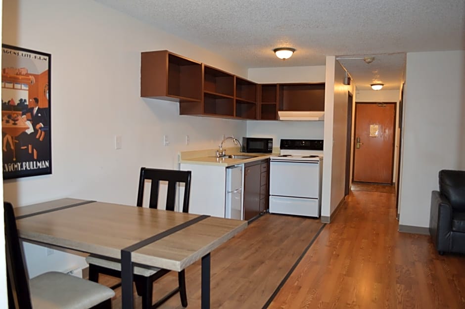 Sunrise Garden Suites