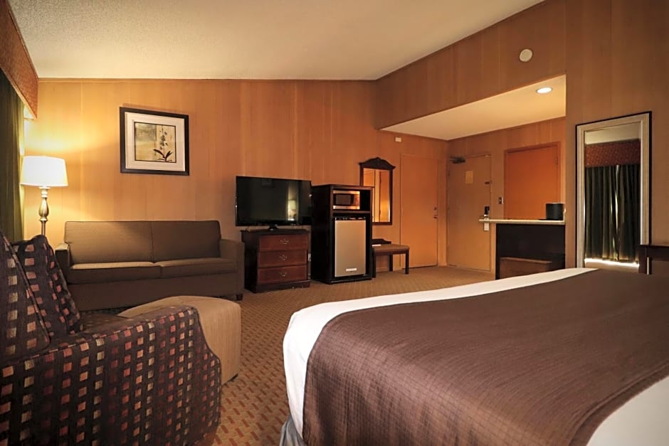 Best Western Chieftain Inn