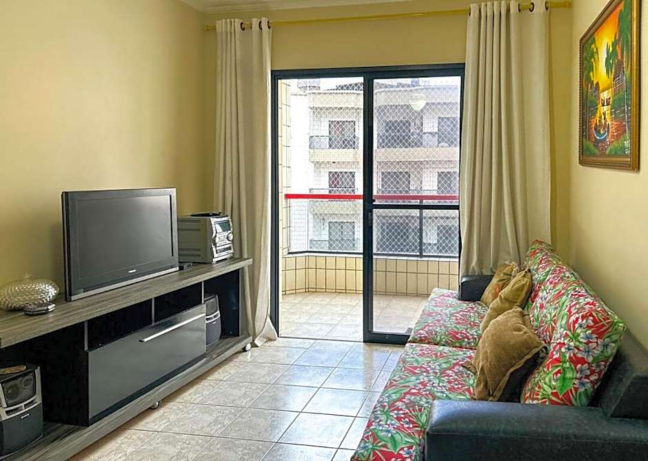 Excelente apto a 170m da Praia da Aviacao SP