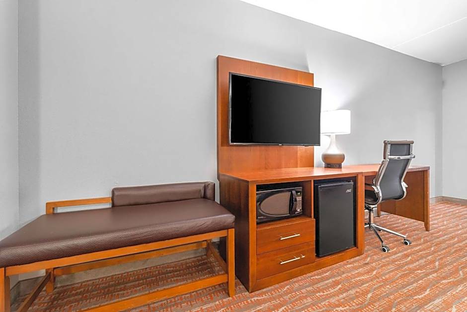 Comfort Suites Jackson I-40