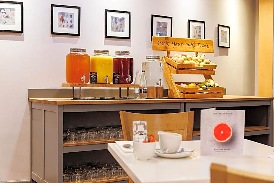 Holiday Inn Reading South M4 Jct 11 By IHG