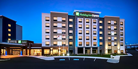 Holiday Inn Express Niagara-On-The-Lake by IHG