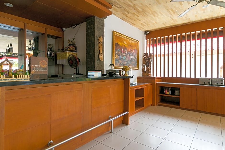 Hotel Sinar Bali Legian by ZUZU