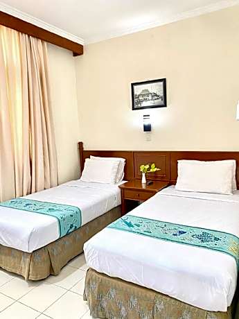 Deluxe Double or Twin