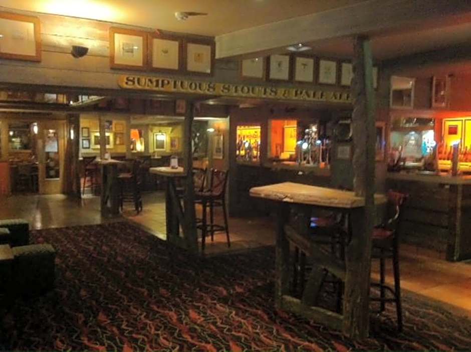 Waterford Lodge Hotel