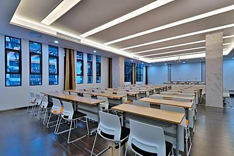 Crystal Orange Hotel Qingdao Laoshan Shilaoren Exhibition Center