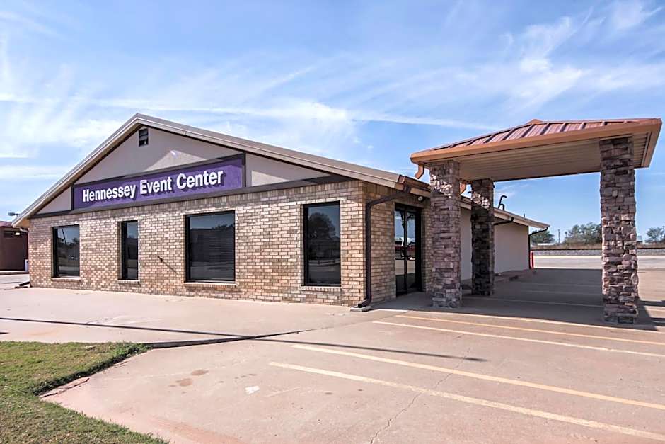 Sleep Inn & Suites Hennessey